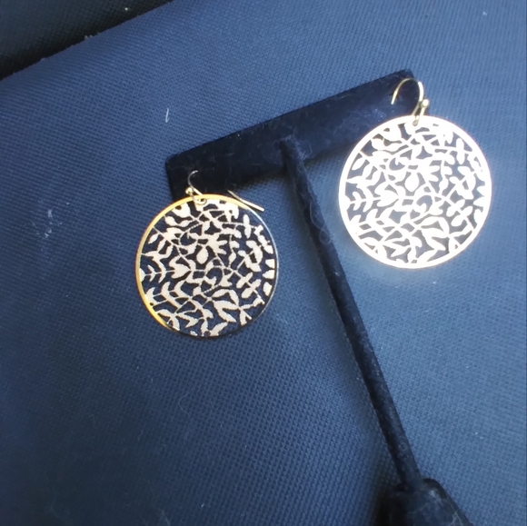 Boho Gold tone Fall Leaves Earrings Splendid 🍁🍁 - Picture 5 of 10